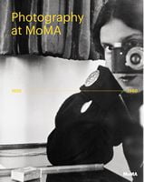 Photography at MoMA - Англійською мовою