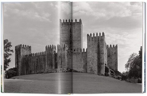 Frederic Chaubin. Stone Age. Ancient Castles of Europe - фото 4
