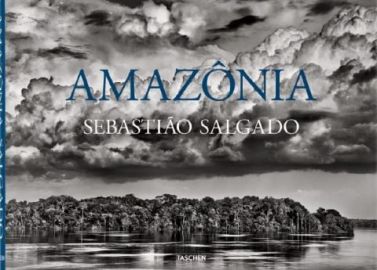 Sebastiao Salgado. Amazonia