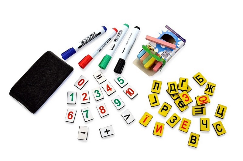 Мольберт в наборі з аксесуарами в коробці чорно-білий Вид-во: Умняшка - фото 4